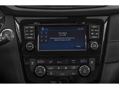 2017 Nissan Rogue SL / Premium Package / AWD