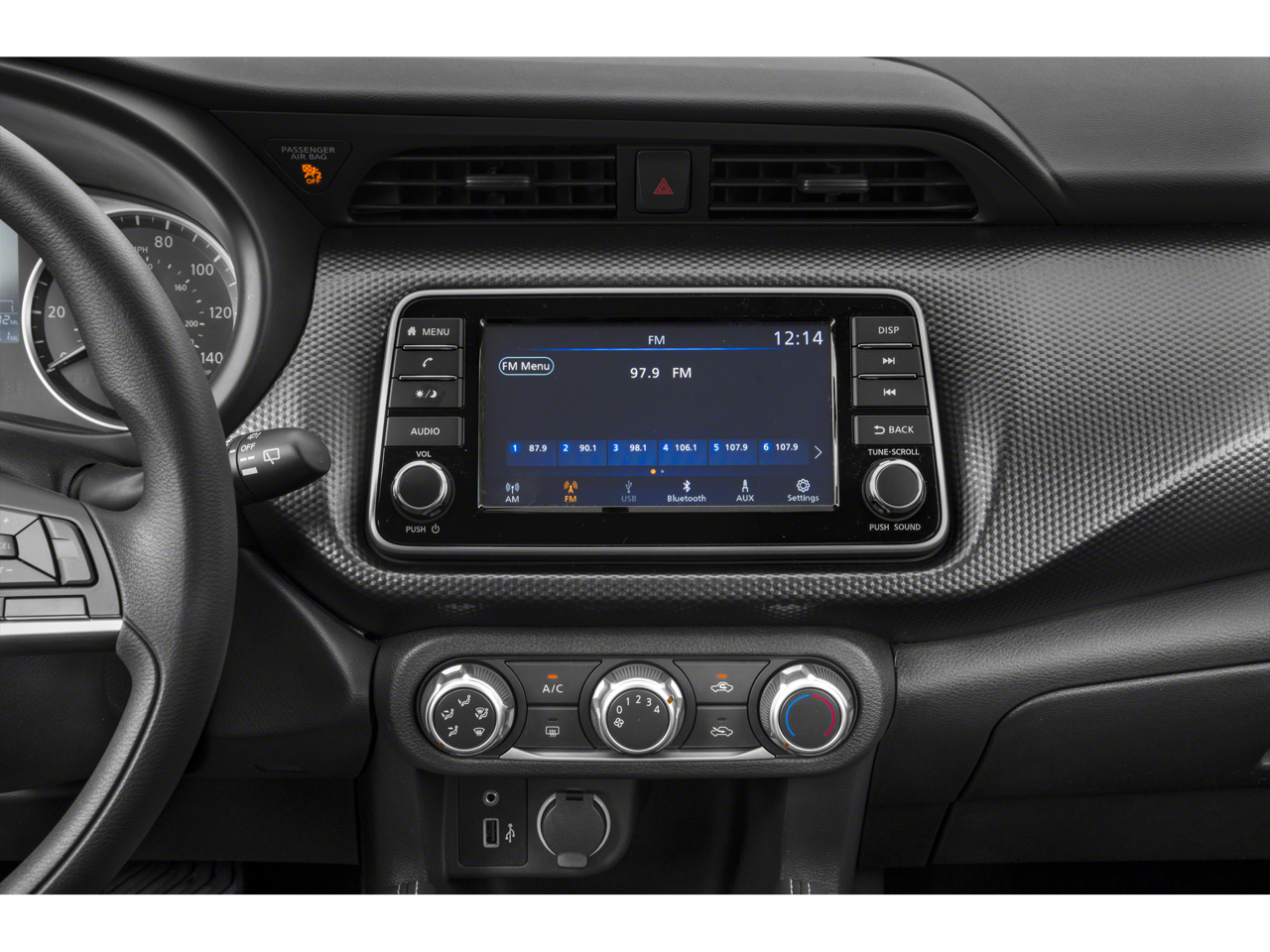 2019 Nissan Kicks SV / Splah Guards