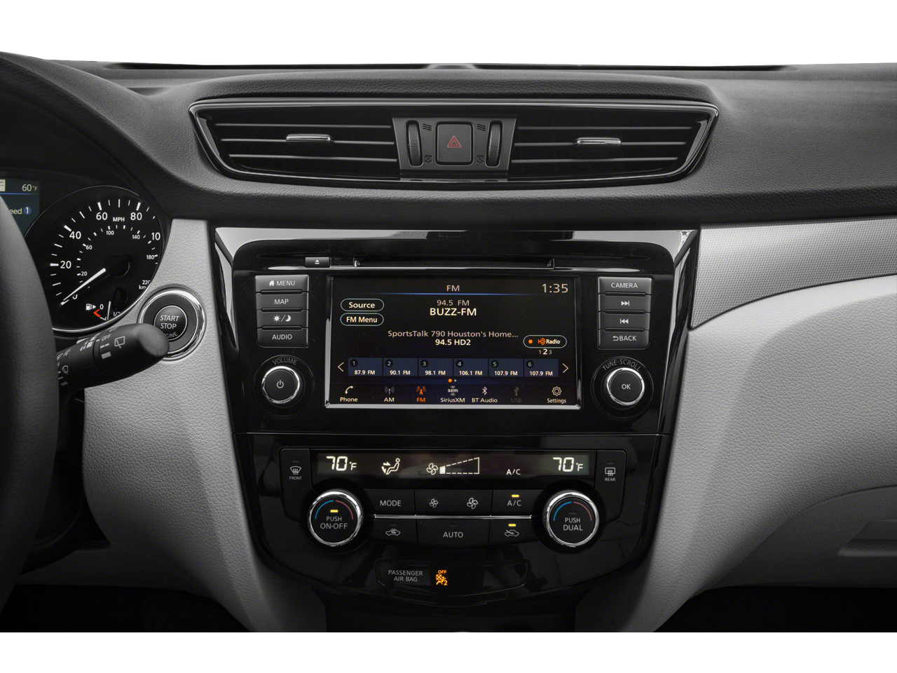 2022 Nissan Rogue Sport SL / Premium Package / AWD