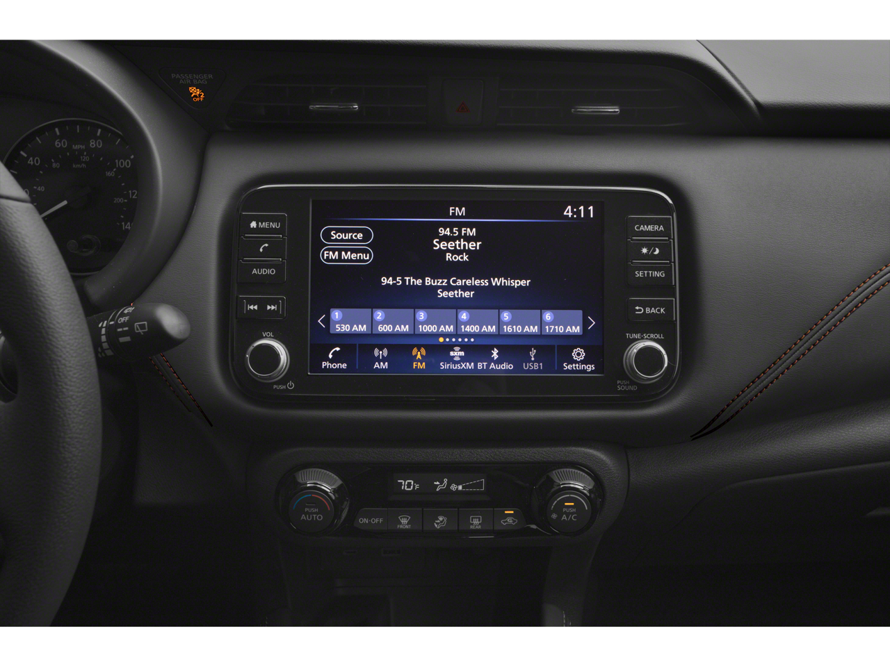 2022 Nissan Kicks SR / One Owner