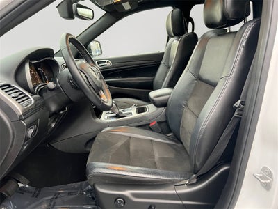 2019 Jeep Grand Cherokee Altitude 4WD / Preferred Package / New Tires / New Brakes /