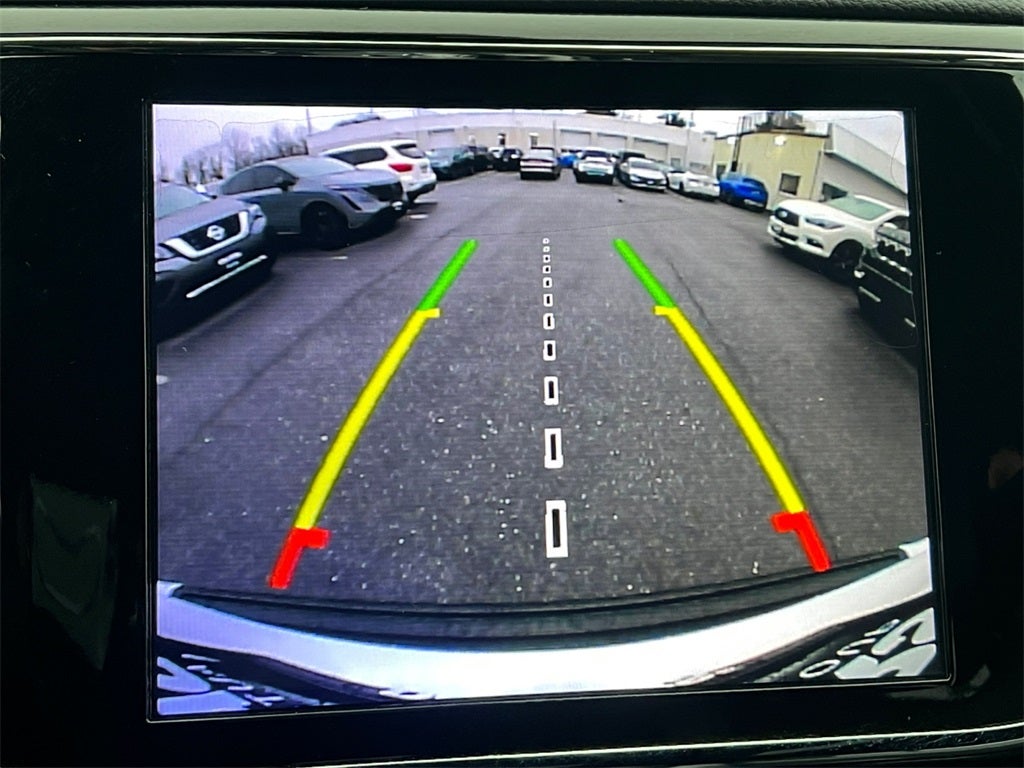 2019 Jeep Grand Cherokee Altitude 4WD / Preferred Package / New Tires / New Brakes /