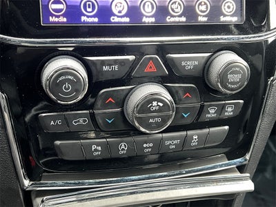 2019 Jeep Grand Cherokee Altitude 4WD / Preferred Package / New Tires / New Brakes /