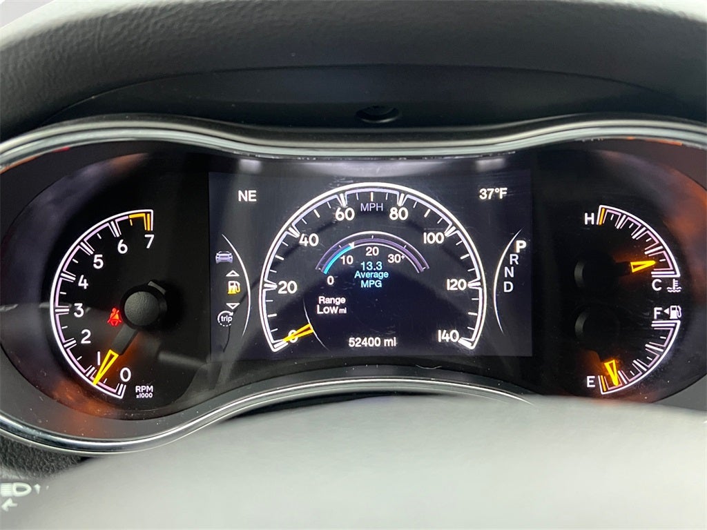 2019 Jeep Grand Cherokee Altitude 4WD / Preferred Package / New Tires / New Brakes /