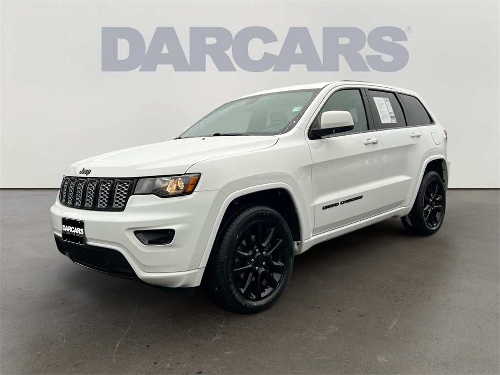 2019 Jeep Grand Cherokee Altitude 4WD / Preferred Package / New Tires / New Brakes /
