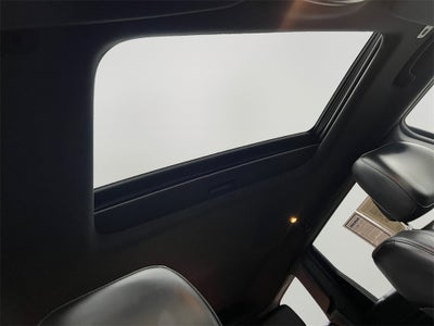 2019 Jeep Grand Cherokee Altitude 4WD / Preferred Package / New Tires / New Brakes /