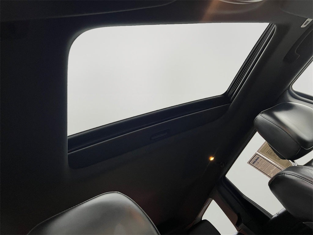 2019 Jeep Grand Cherokee Altitude 4WD / Preferred Package / New Tires / New Brakes /