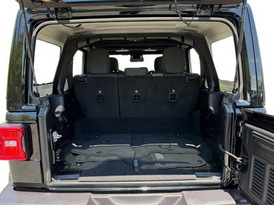 2025 Jeep Wrangler Sahara 4xe / One Owner / Preferred Package