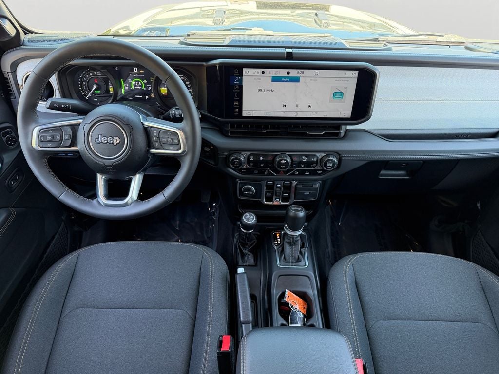 2025 Jeep Wrangler Sahara 4xe / One Owner / Preferred Package