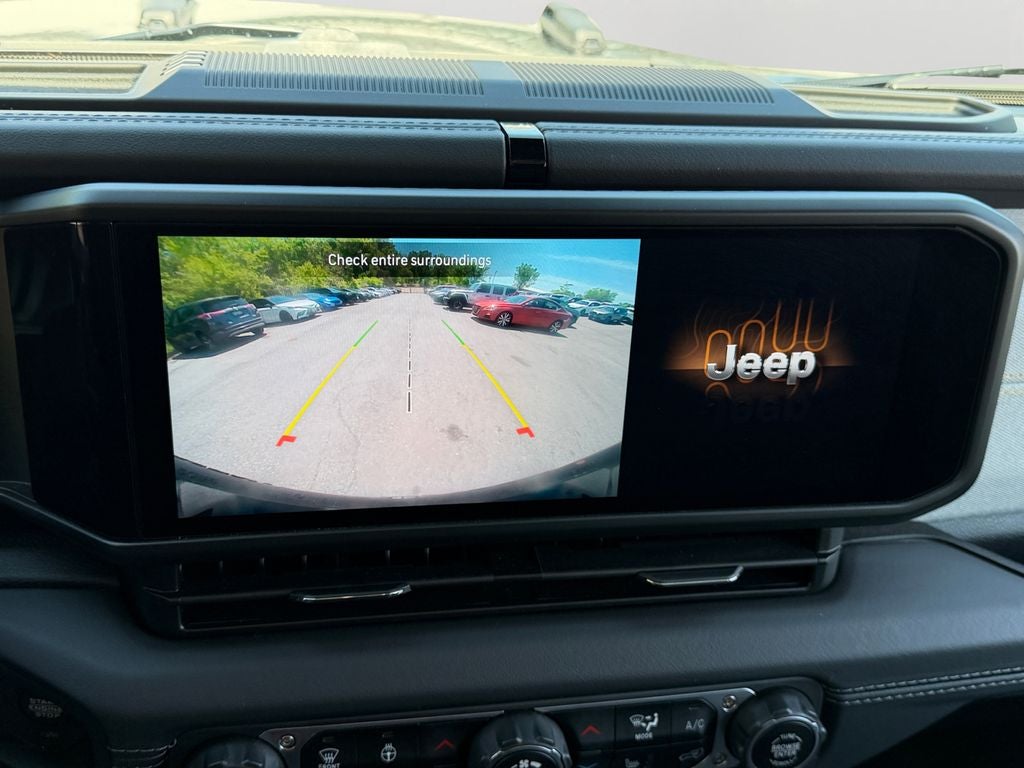 2025 Jeep Wrangler Sahara 4xe / One Owner / Preferred Package