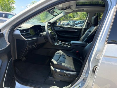 2024 Jeep Grand Cherokee 4xe / One Owner