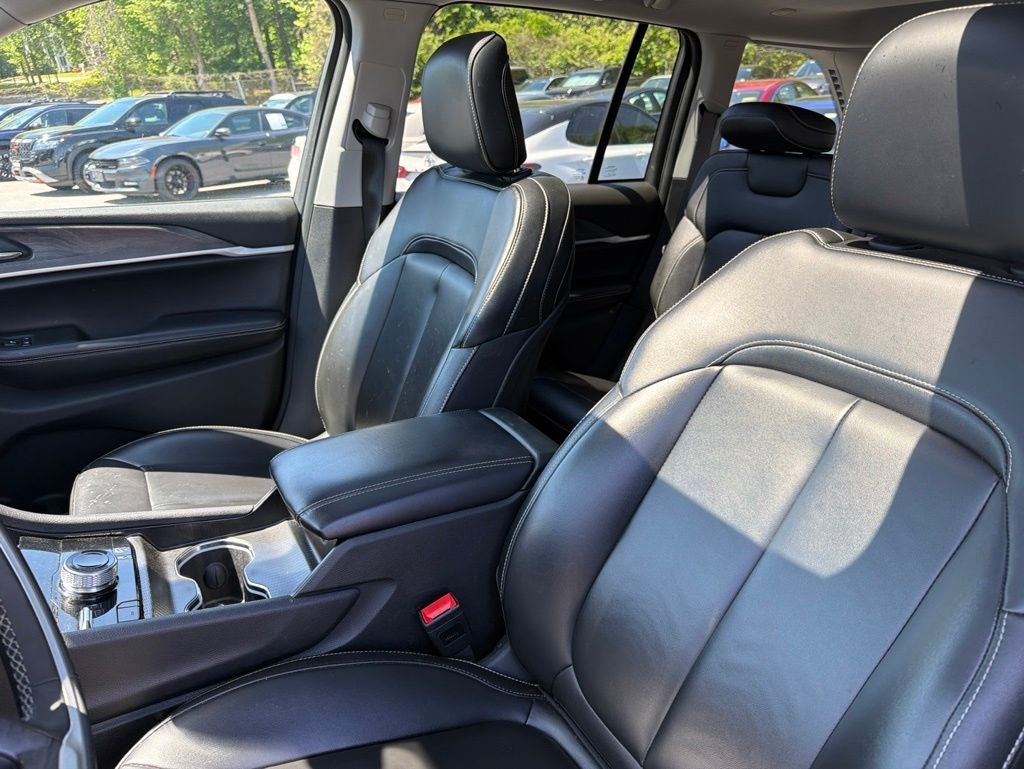 2024 Jeep Grand Cherokee 4xe / One Owner