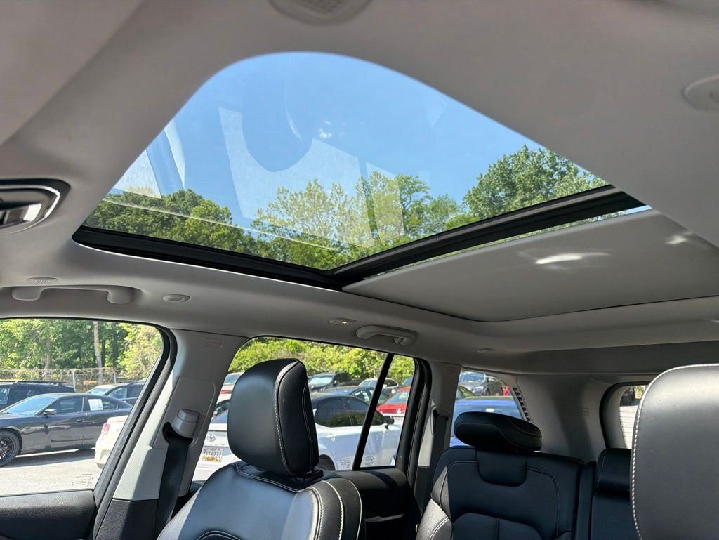 2024 Jeep Grand Cherokee 4xe / One Owner
