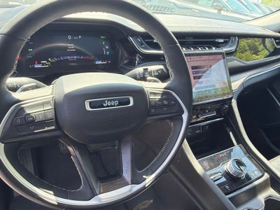 2024 Jeep Grand Cherokee 4xe / One Owner