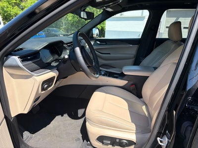 2024 Jeep Grand Cherokee 4xe / One Owner