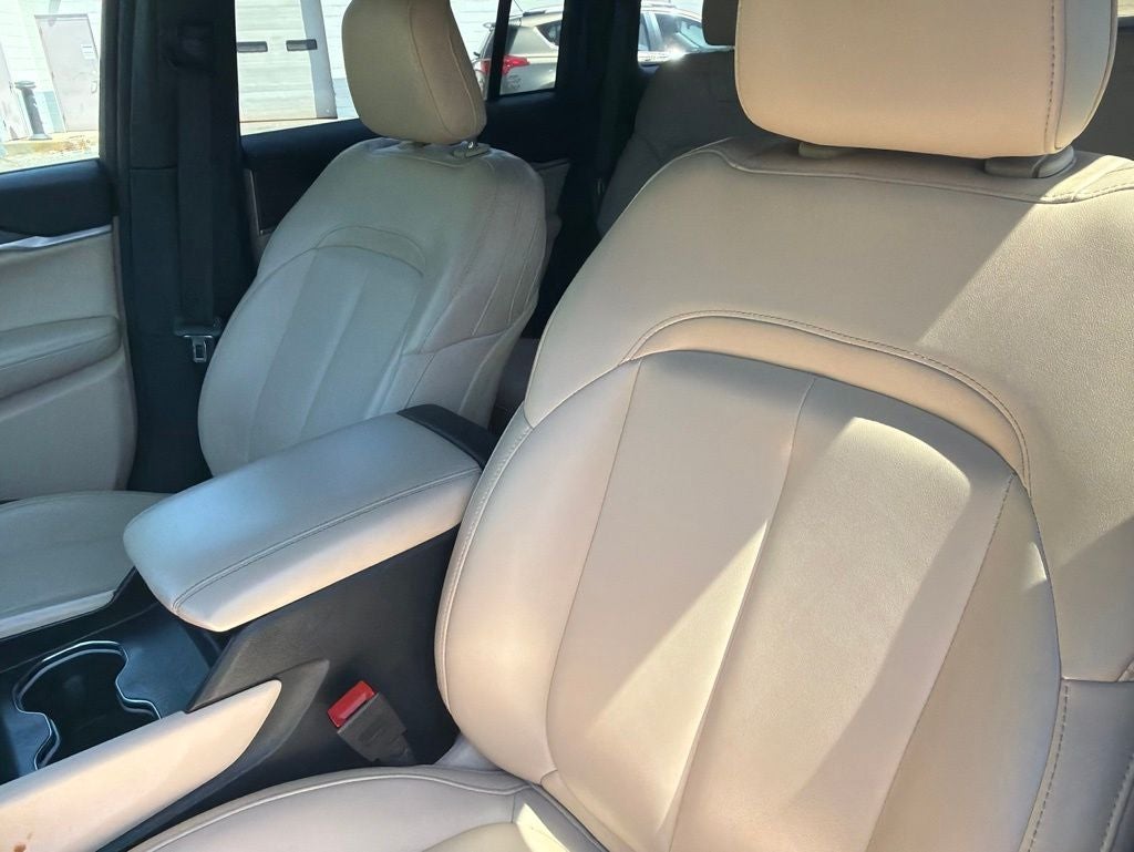 2024 Jeep Grand Cherokee 4xe / One Owner