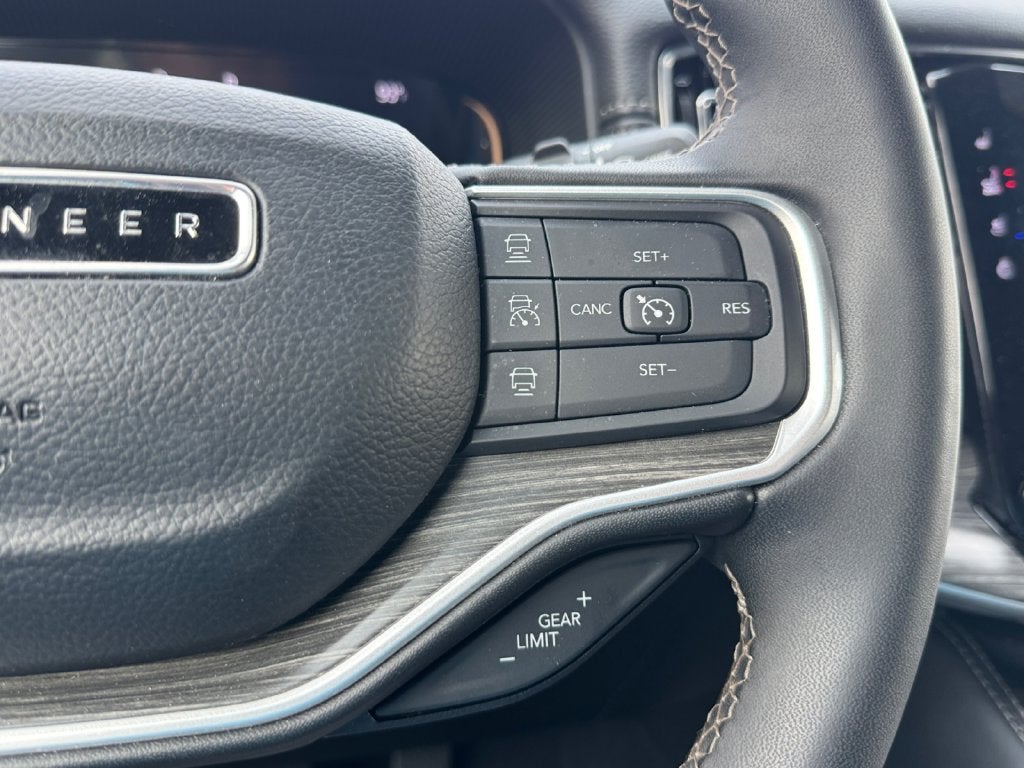 2024 Jeep Wagoneer L Series III