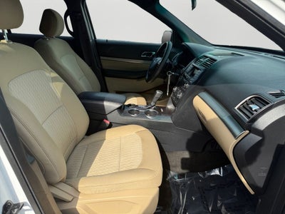 2017 Ford Explorer Base