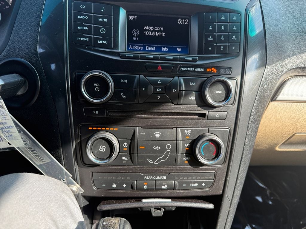 2017 Ford Explorer Base