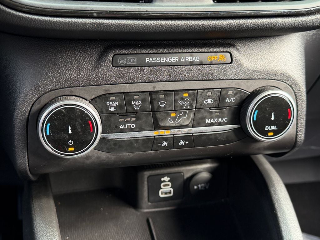 2025 Ford Escape ST-Line / One Owner /