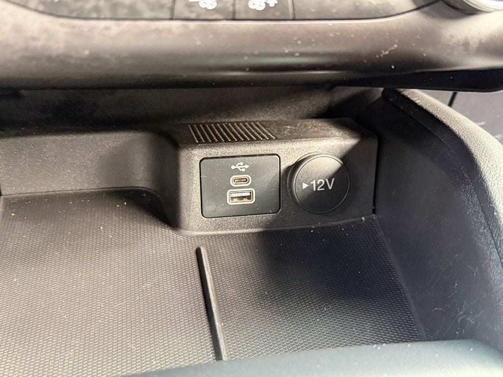 2025 Ford Escape ST-Line / One Owner /