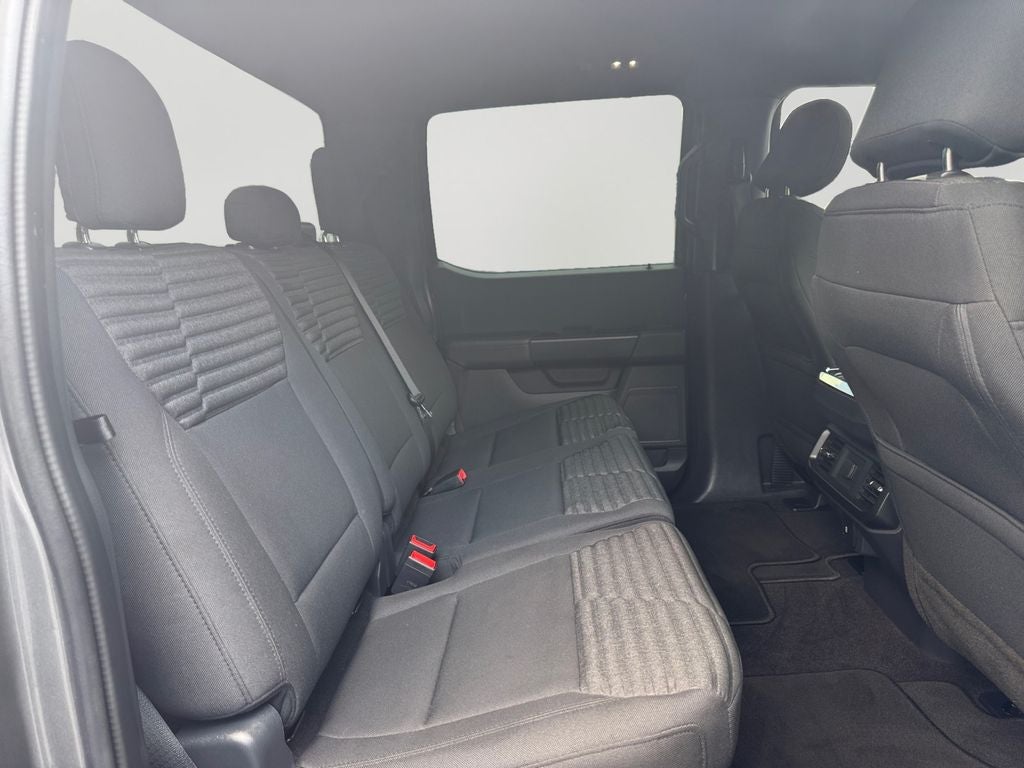 2021 Ford F-150 XL / One Owner