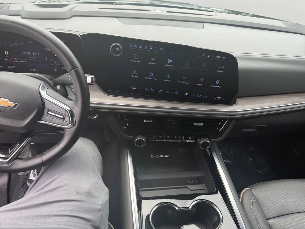 2025 Chevrolet Suburban Premier