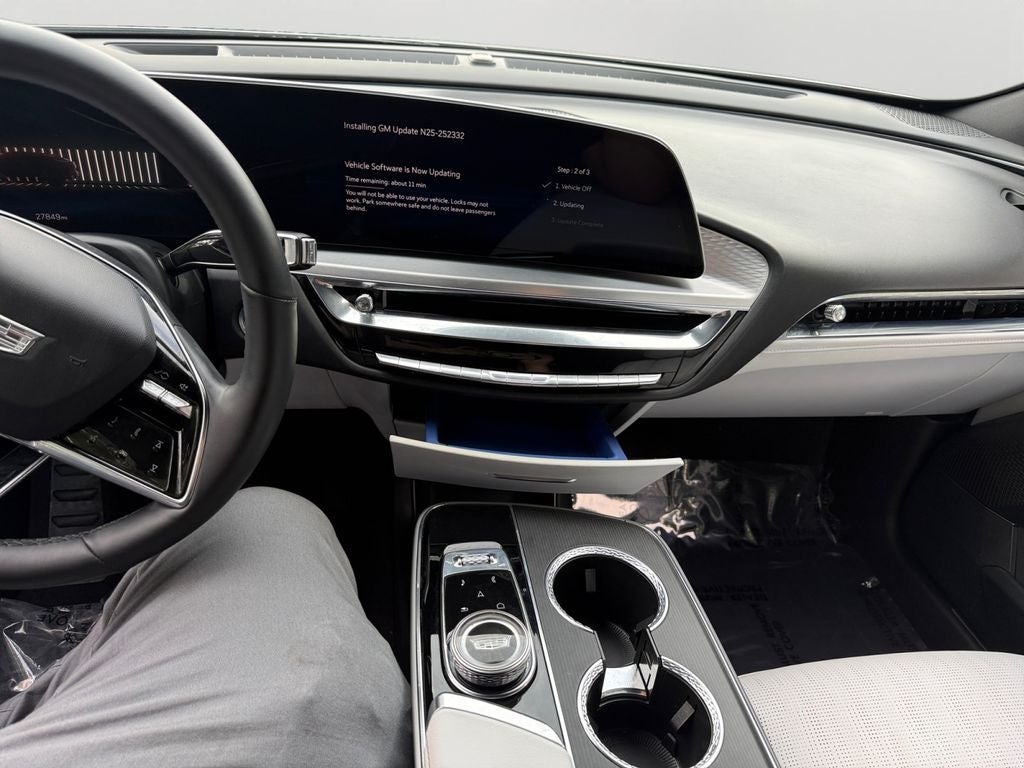 2024 Cadillac LYRIQ Sport