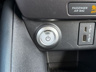 2022 Nissan Leaf S / One Owner /