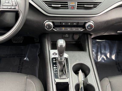 2023 Nissan Altima 2.5 S / One Owner / Splash Guards