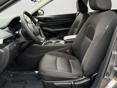 2023 Nissan Altima 2.5 S / One Owner / Splash Guards