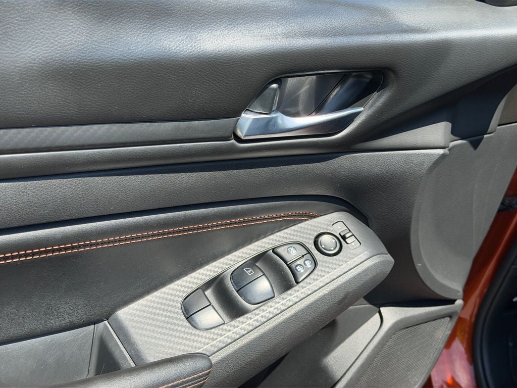 2021 Nissan Altima 2.5 SR / One Owner / Premium Package