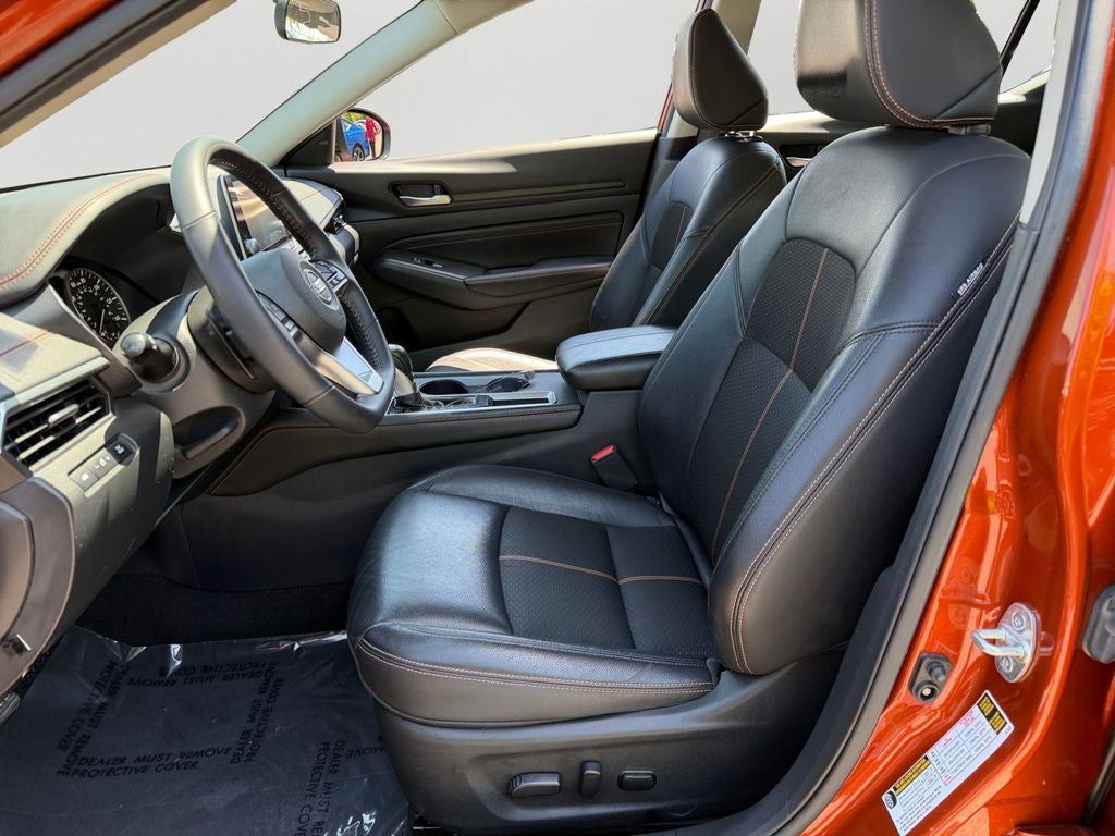 2021 Nissan Altima 2.5 SR / One Owner / Premium Package