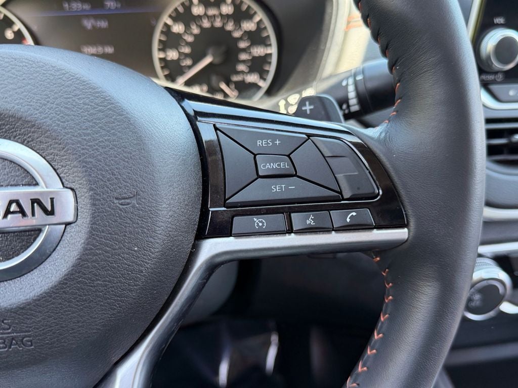 2021 Nissan Altima 2.5 SR / One Owner / Premium Package