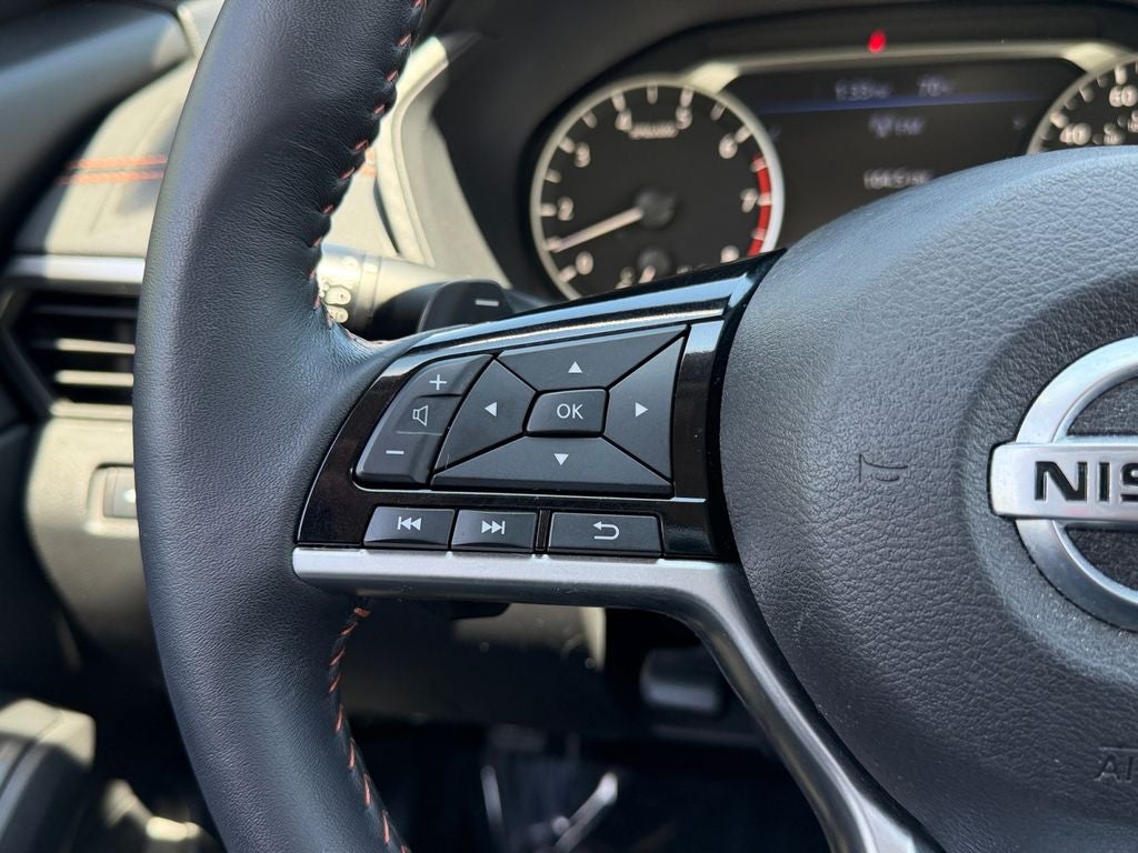 2021 Nissan Altima 2.5 SR / One Owner / Premium Package