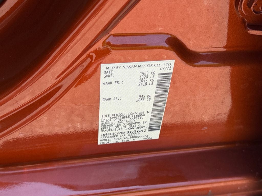 2021 Nissan Altima 2.5 SR / One Owner / Premium Package