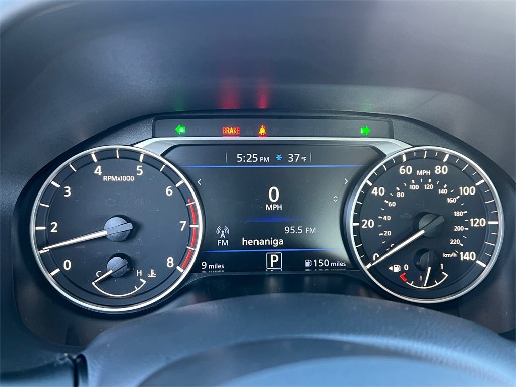 2025 Nissan Altima 2.5 SR / One Owner / Premium Package / Floormats Package