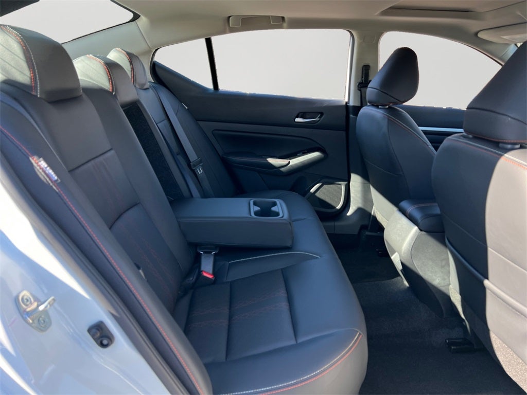 2025 Nissan Altima 2.5 SR / One Owner / Premium Package / Floormats Package