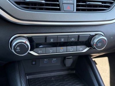 2026 Nissan Altima 2.5 SR