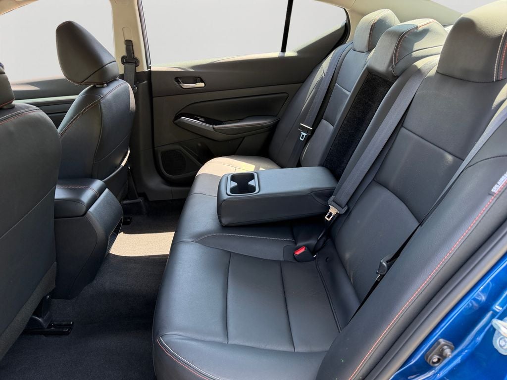 2025 Nissan Altima 2.5 SR / One Owner / Premium Package / AWD /
