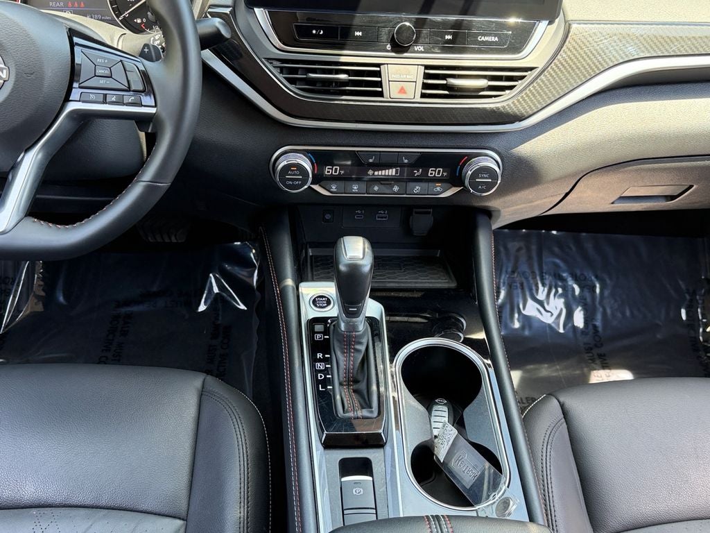 2025 Nissan Altima 2.5 SR / One Owner / Premium Package / AWD /