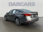 2025 Nissan Altima 2.5 SL / One Owner / Spoiler / Floor Mats Package / Ilumi