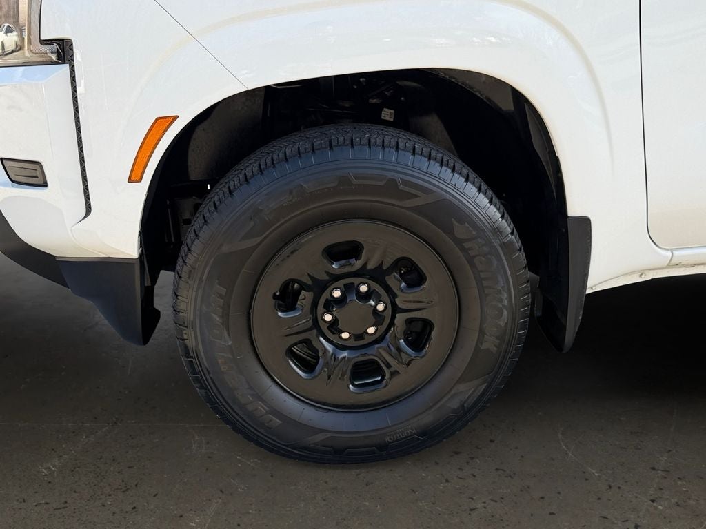 2022 Nissan Frontier S