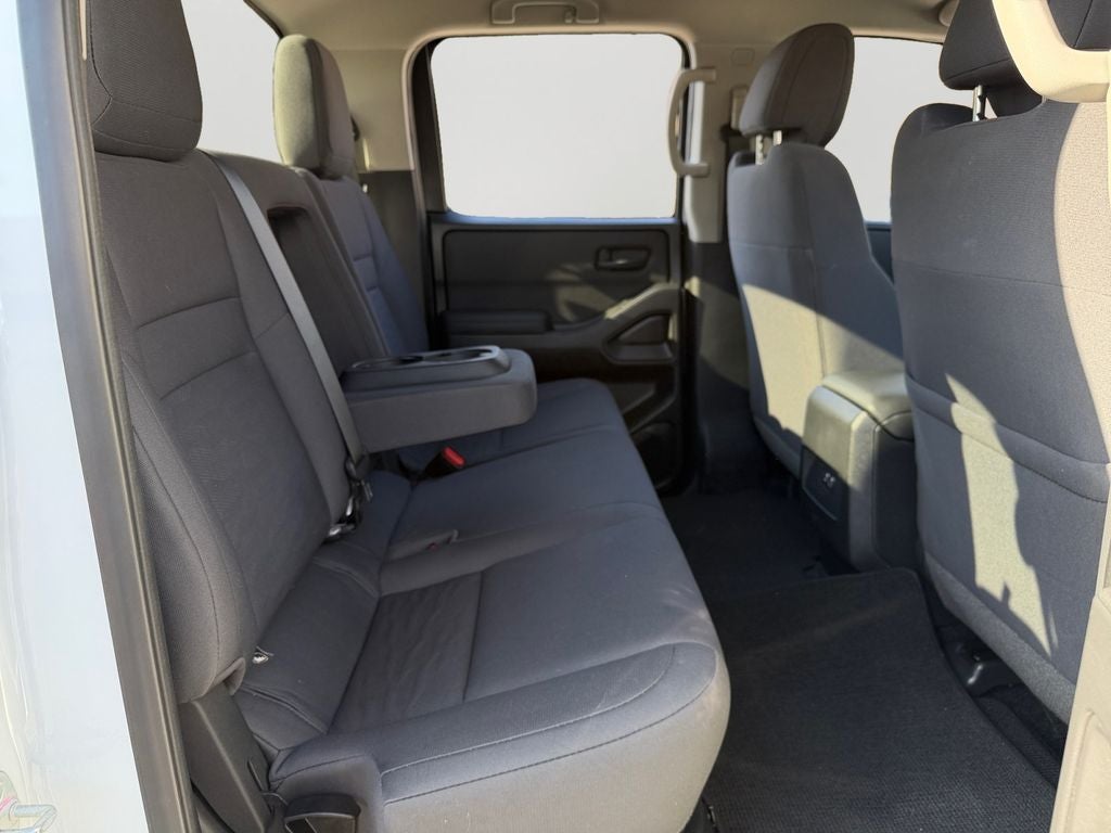 2022 Nissan Frontier S