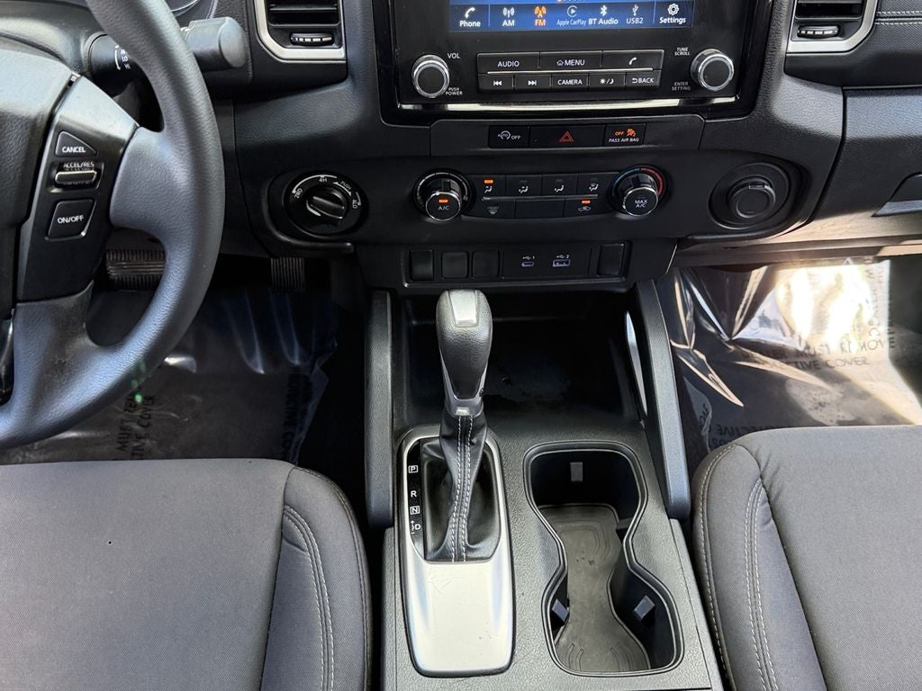 2024 Nissan Frontier SV / One Owner