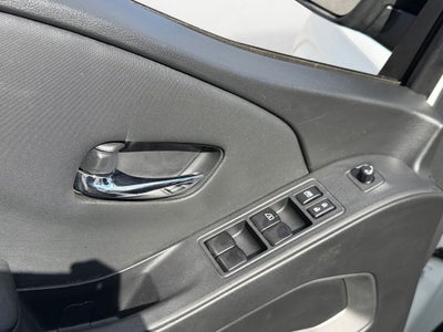 2024 Nissan Frontier SV / One Owner