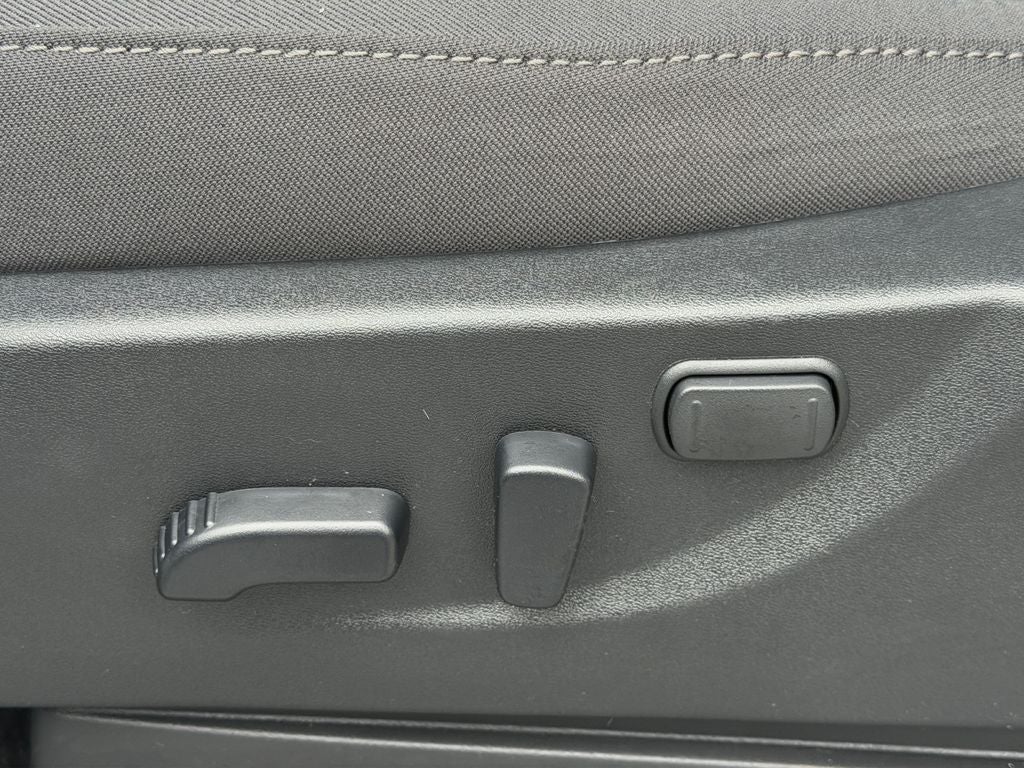 2026 Nissan Frontier SV / Dark Armor Package