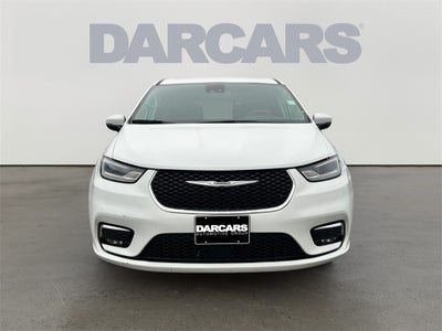 2023 Chrysler Pacifica Touring L One Owner / Preferred Package / New Tires / New B