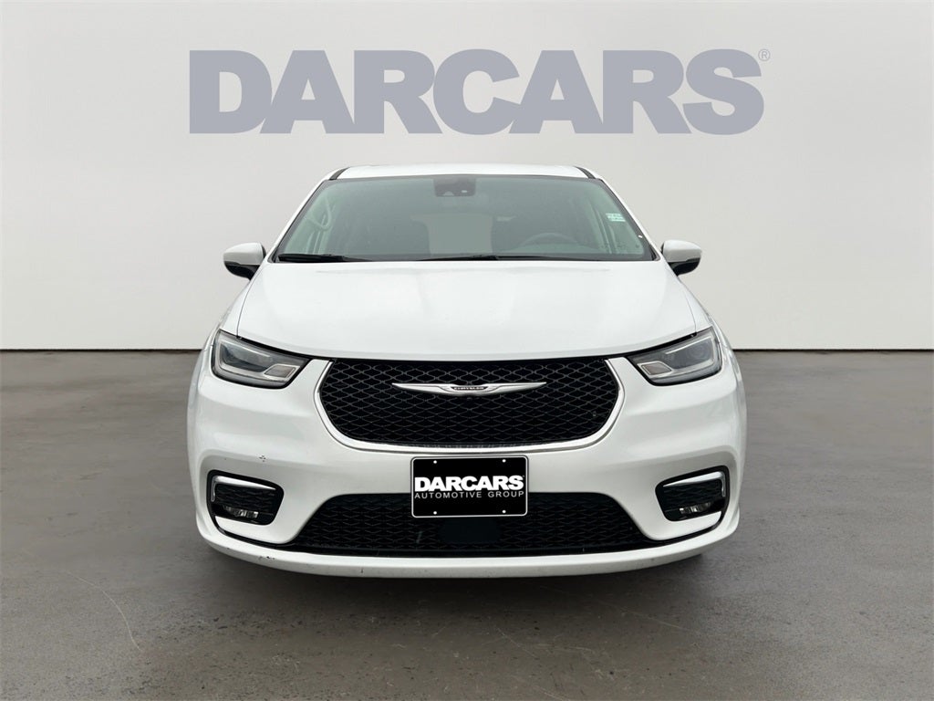 2023 Chrysler Pacifica Touring L One Owner / Preferred Package / New Tires / New B