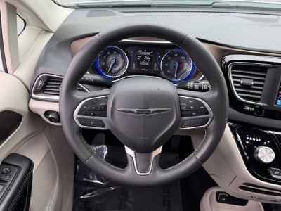 2023 Chrysler Voyager LX / One Owner /